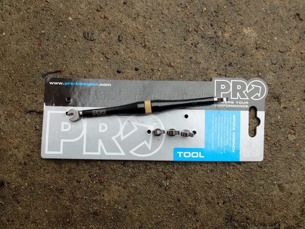 PRTL0012.jpg PRO HERRAMIENTA ESTIRA RAYOS DE 3.2 A 4. - Imagen 1